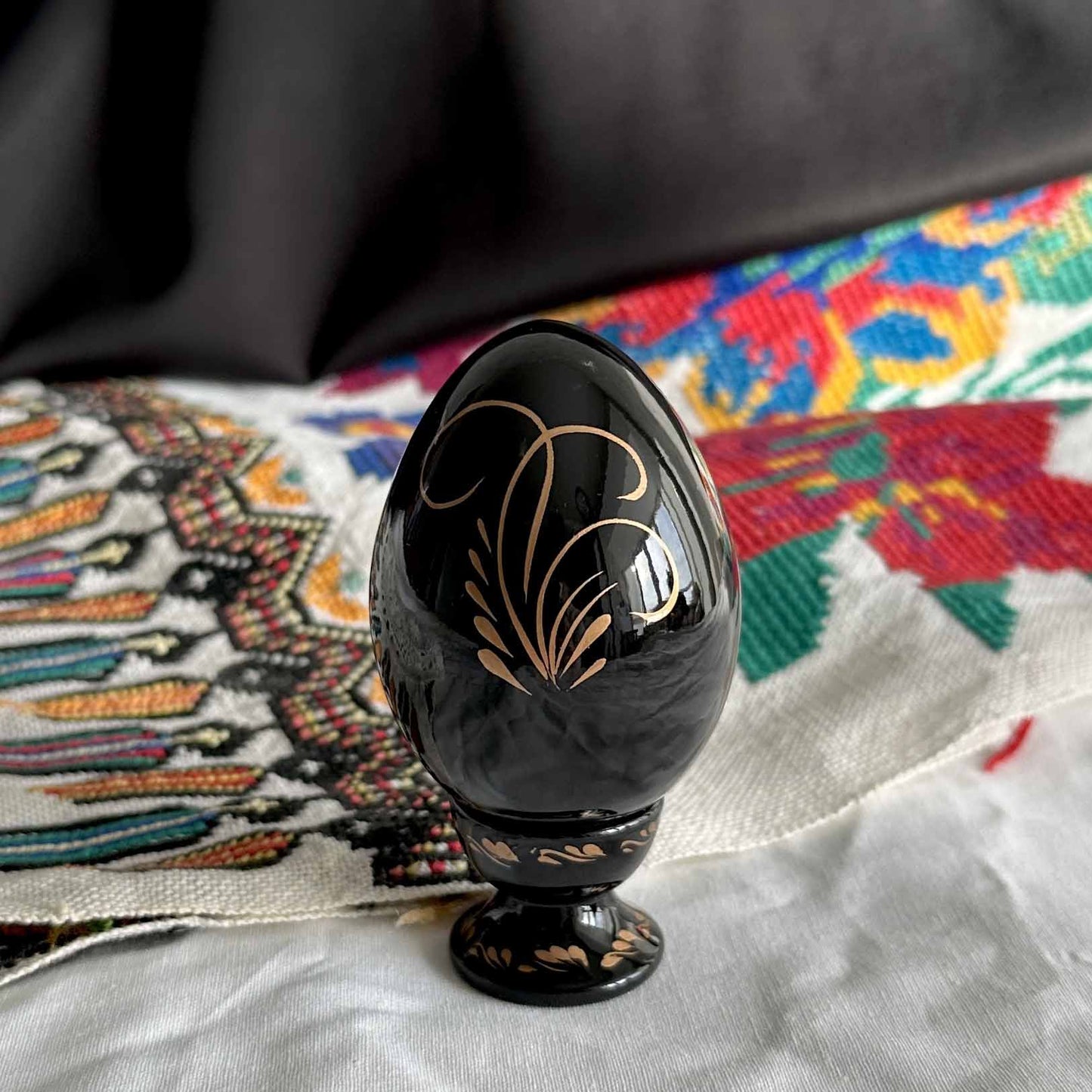 Petrykivka Wooden Easter Egg | Hand-Painted Ukrainian Pysanky (870 mm) 01-022