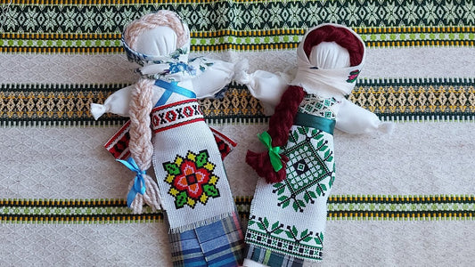 The History of the Ukrainian Motanka Doll