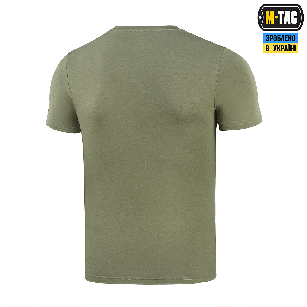 T-shirt noir ukrainien orné du trident blanc, emblème national de l'Ukraine.