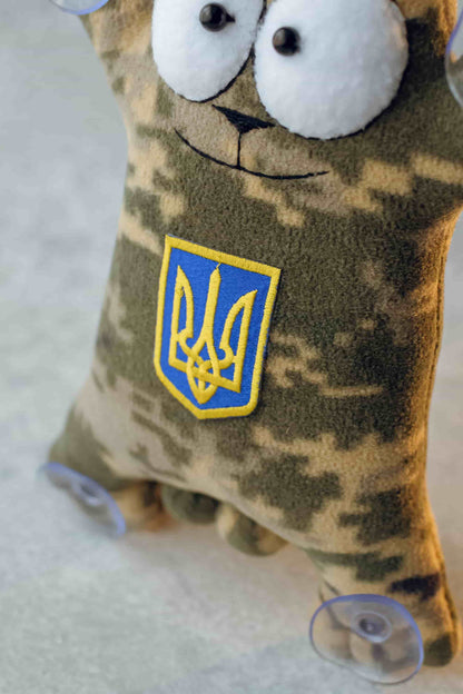 Ukranian Patriotic Pixel MM 14 Cat Simon with Golden Trident and Glass Suction Cups