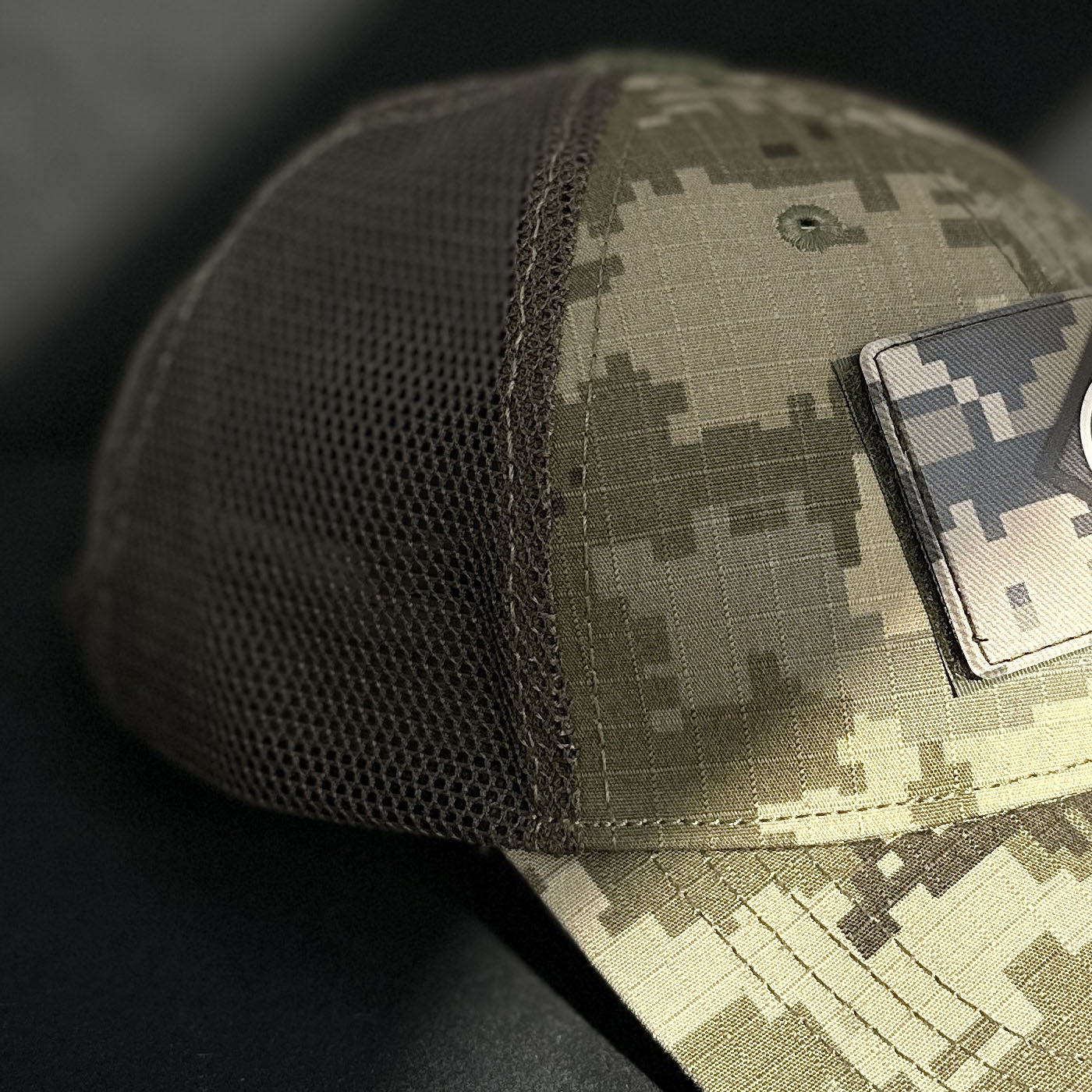 Ukrainian Army Cap MM 14 (Pixel) 2 x Moral Patches PVC 56-58 size