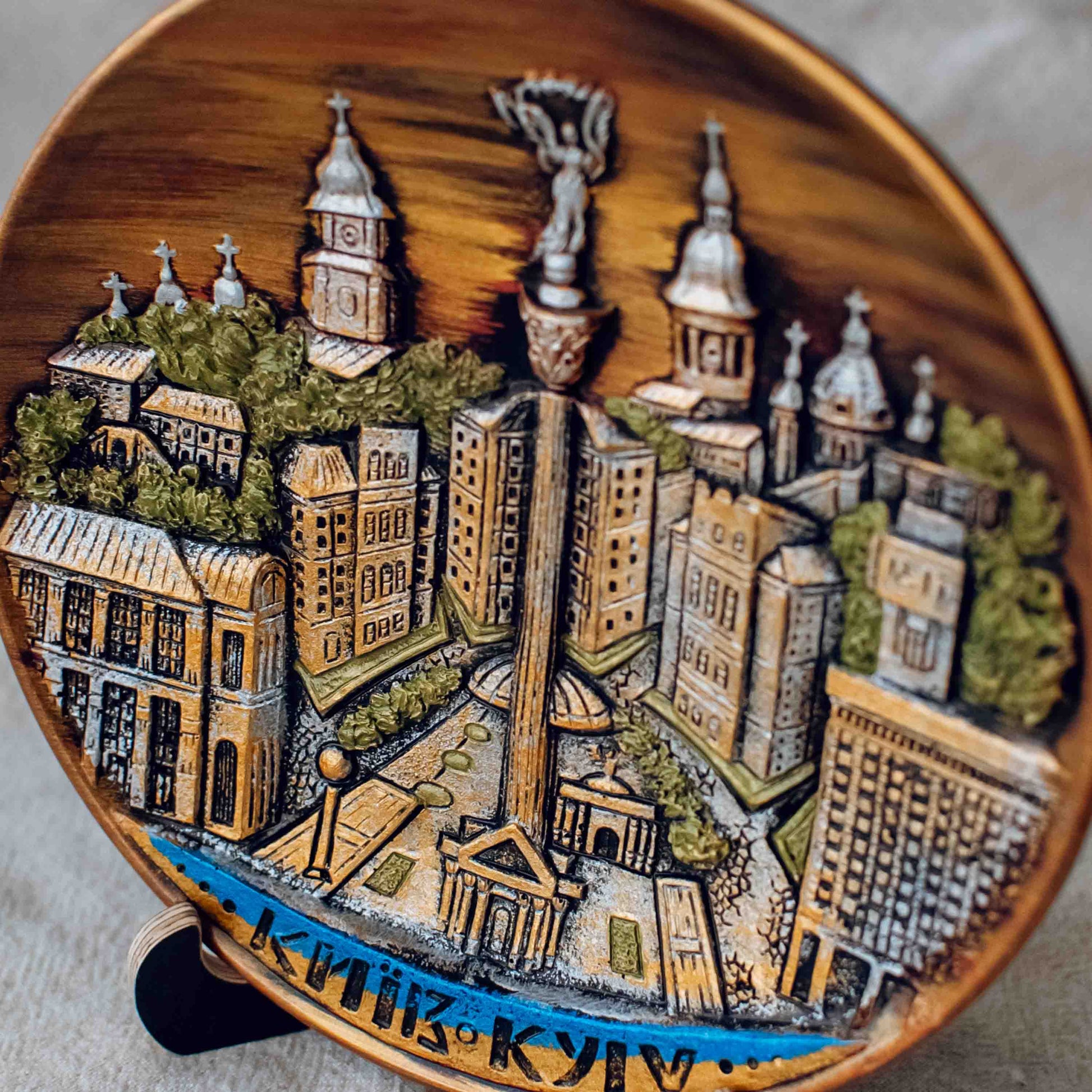 Ukranian Ceramic Plate Panel - Kyiv Maidan Nezalezhnosti Collage Burgundy 3 D