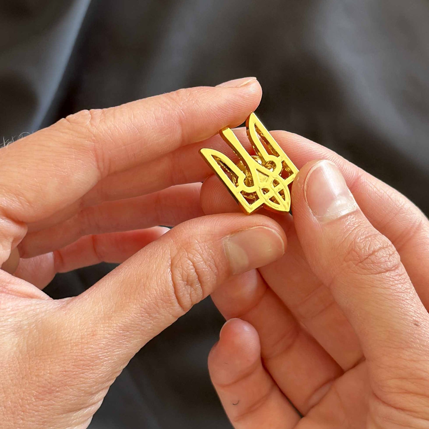 Ukrainian Trident Pin Metal Badge Button
