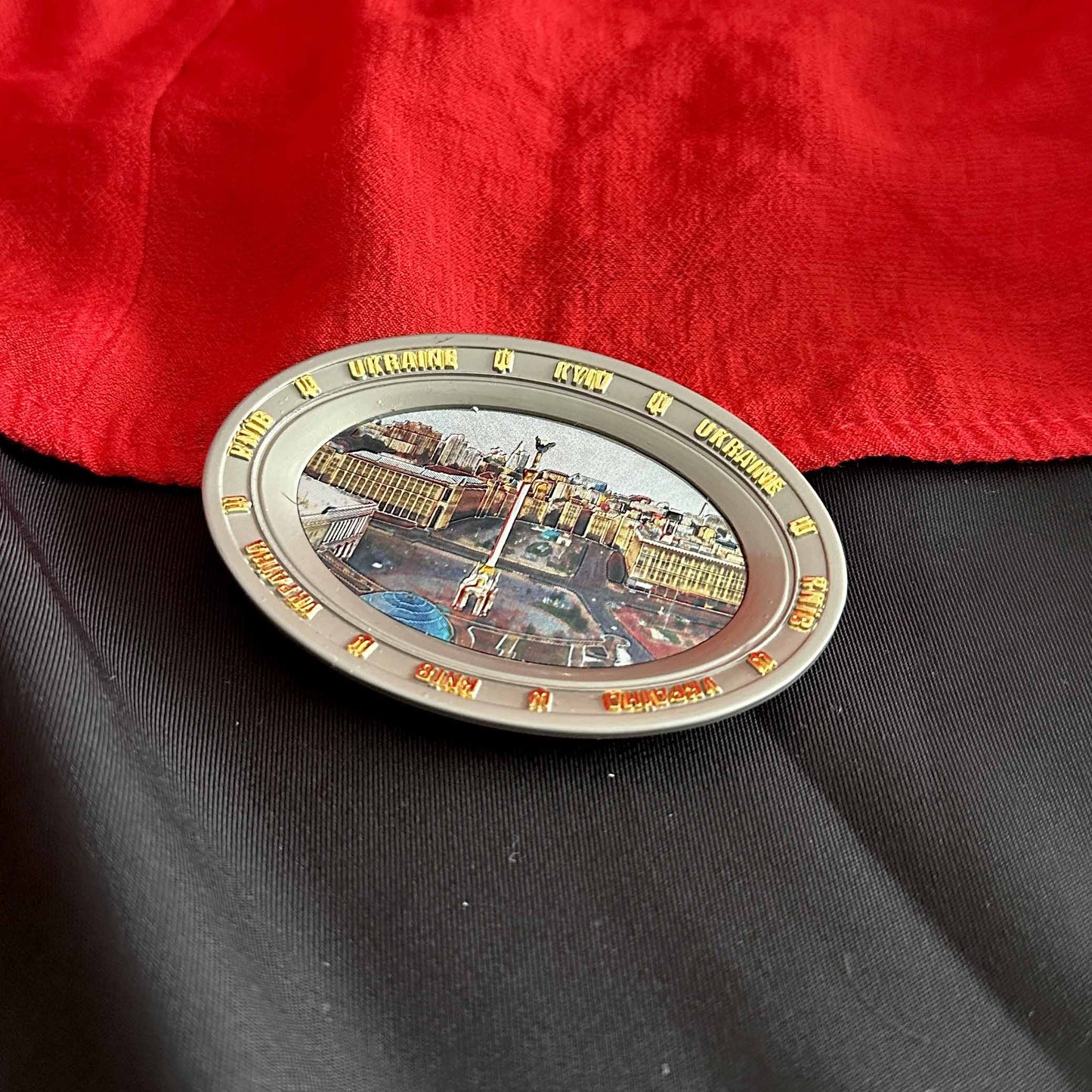 Ukrainian Fridge Magnet Metal "Maydan" Central Square of Kyiv