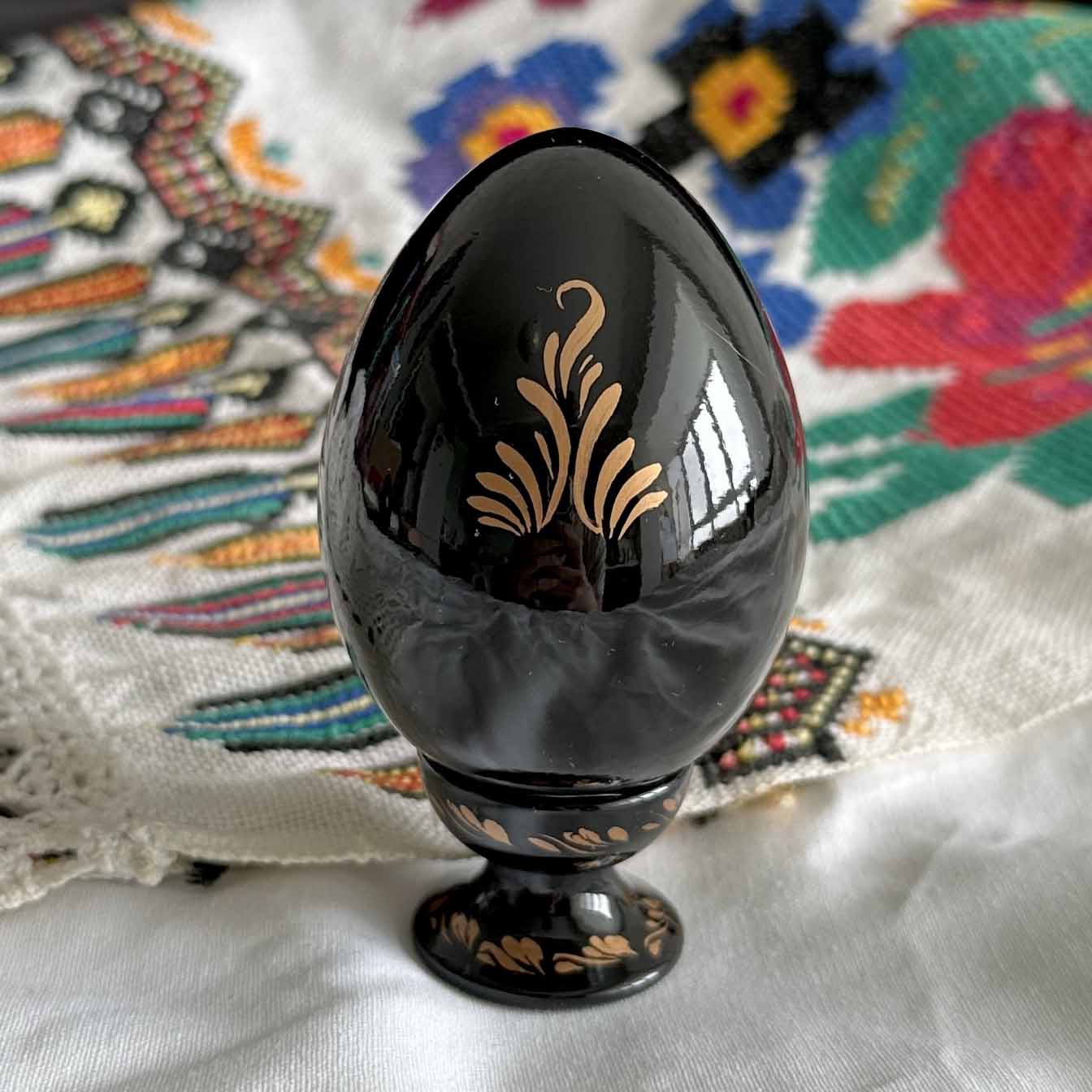 Petrykivka Wooden Easter Egg | Hand-Painted Ukrainian Pysanky (870 mm) 01-221