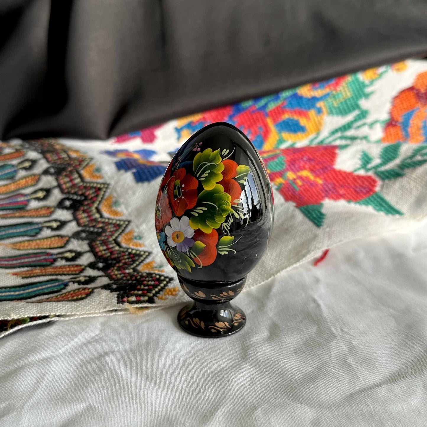 Petrykivka Wooden Easter Egg | Hand-Painted Ukrainian Pysanky (870 mm) 01-071