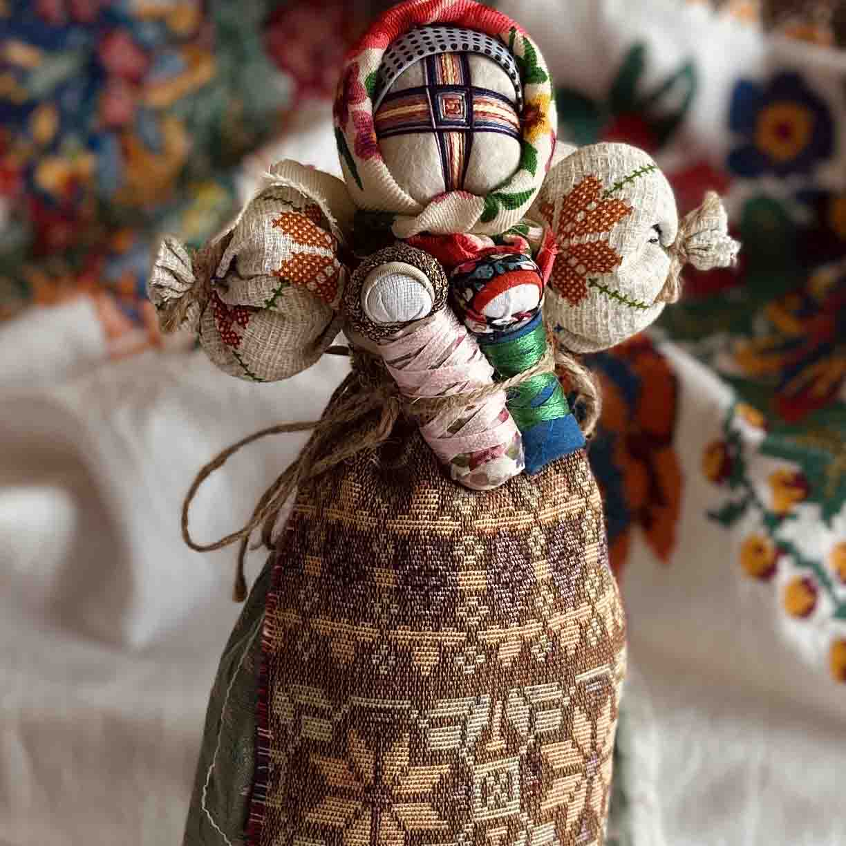 Ukrainian doll motanka