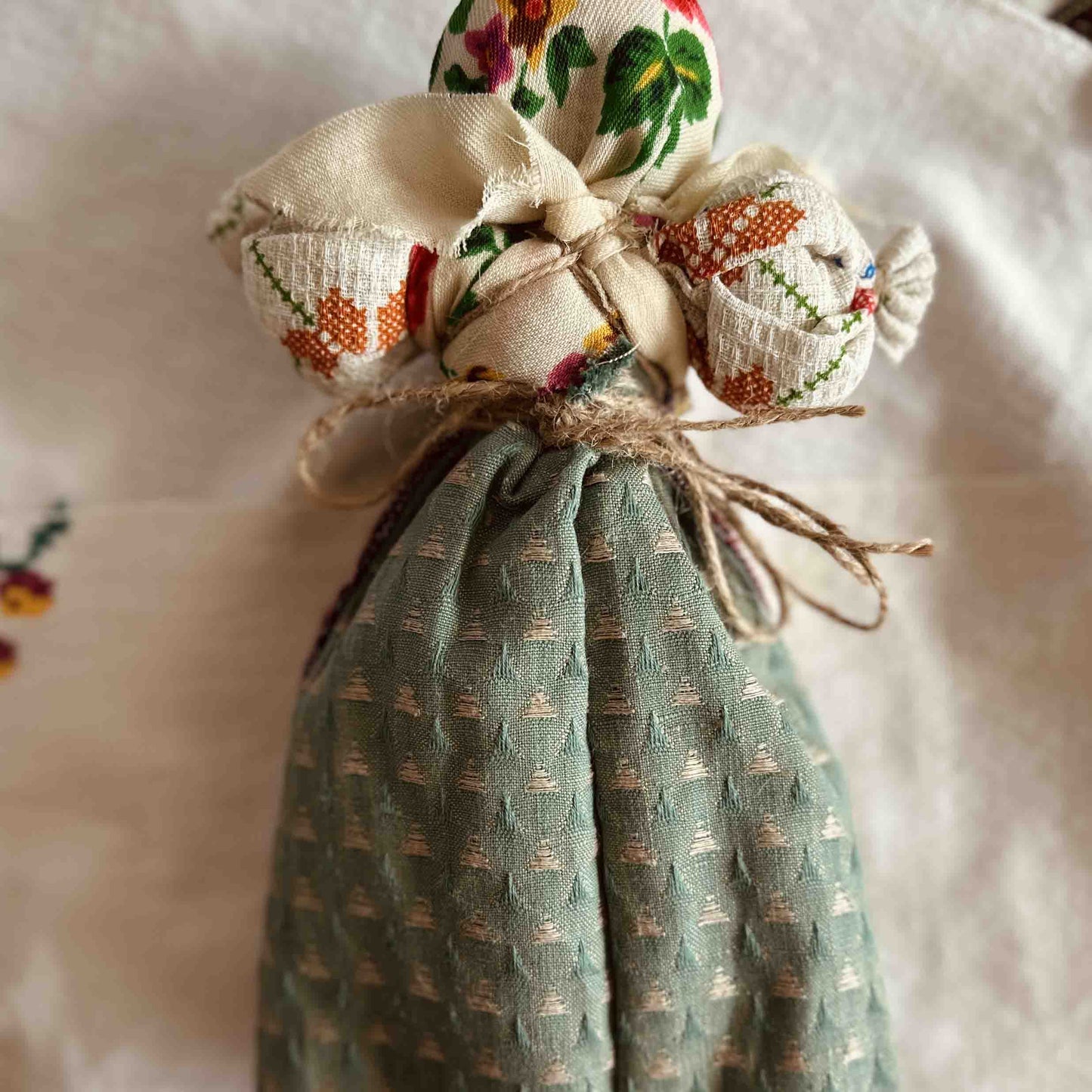 Ukrainian doll motanka