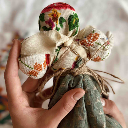 Ukrainian doll motanka