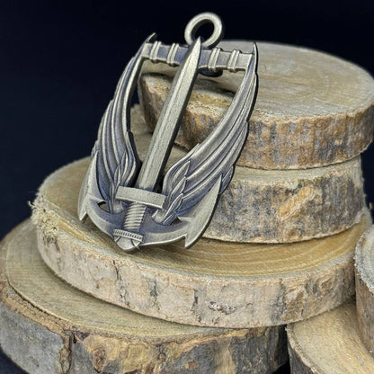 Ukrainian Army Metallic Beret Badge
