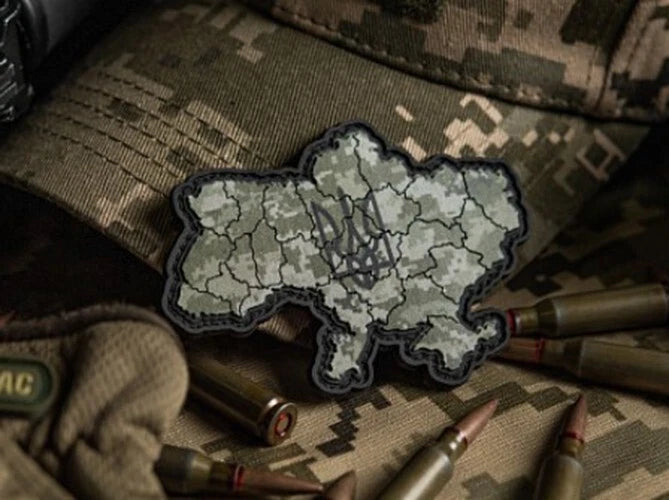 Ukrainischer Plastik-Moral-Patch KARTE UKRAINE DREIZACK Pixel Taktisches Abzeichen Haken